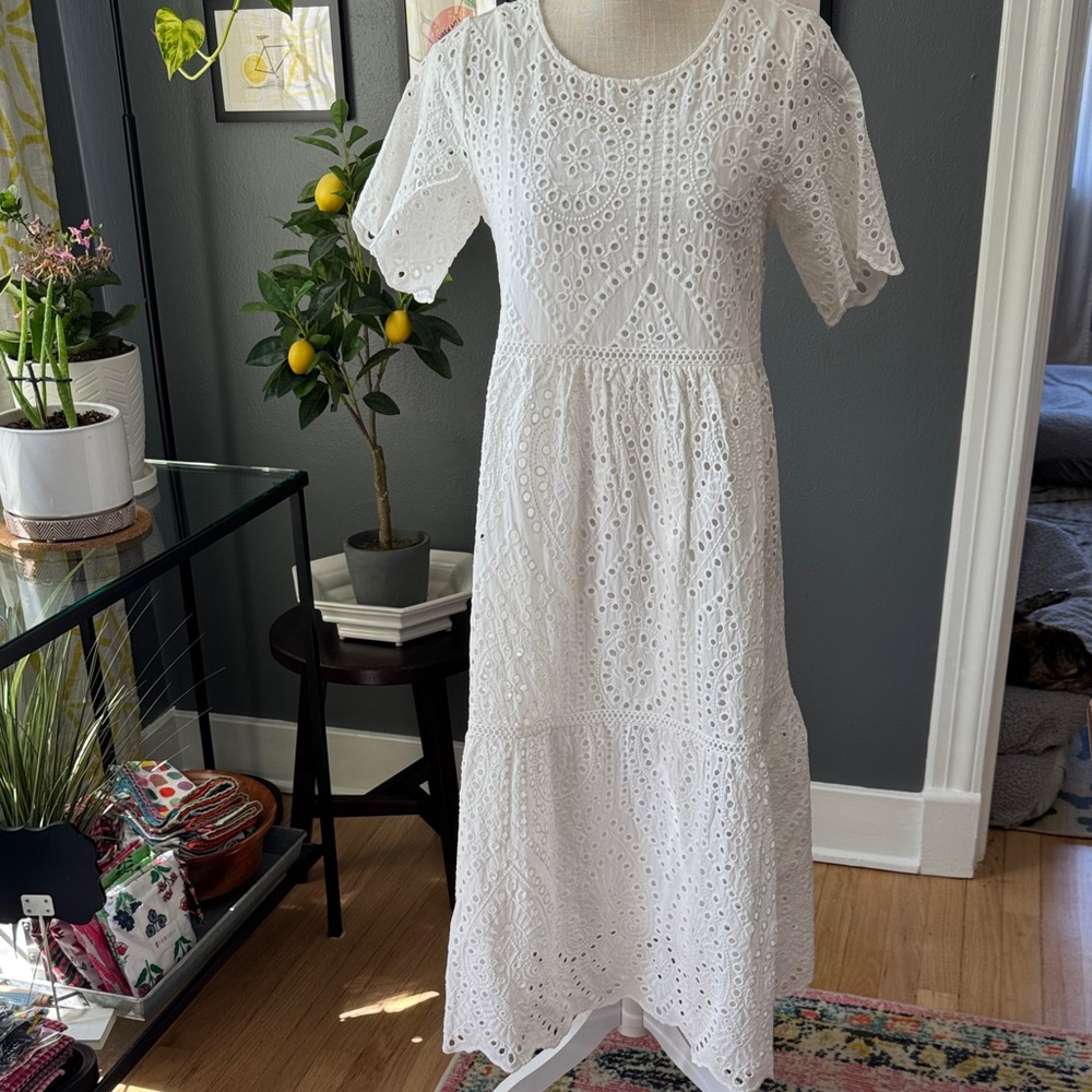 Elegant White Eyelet Midi Dress
